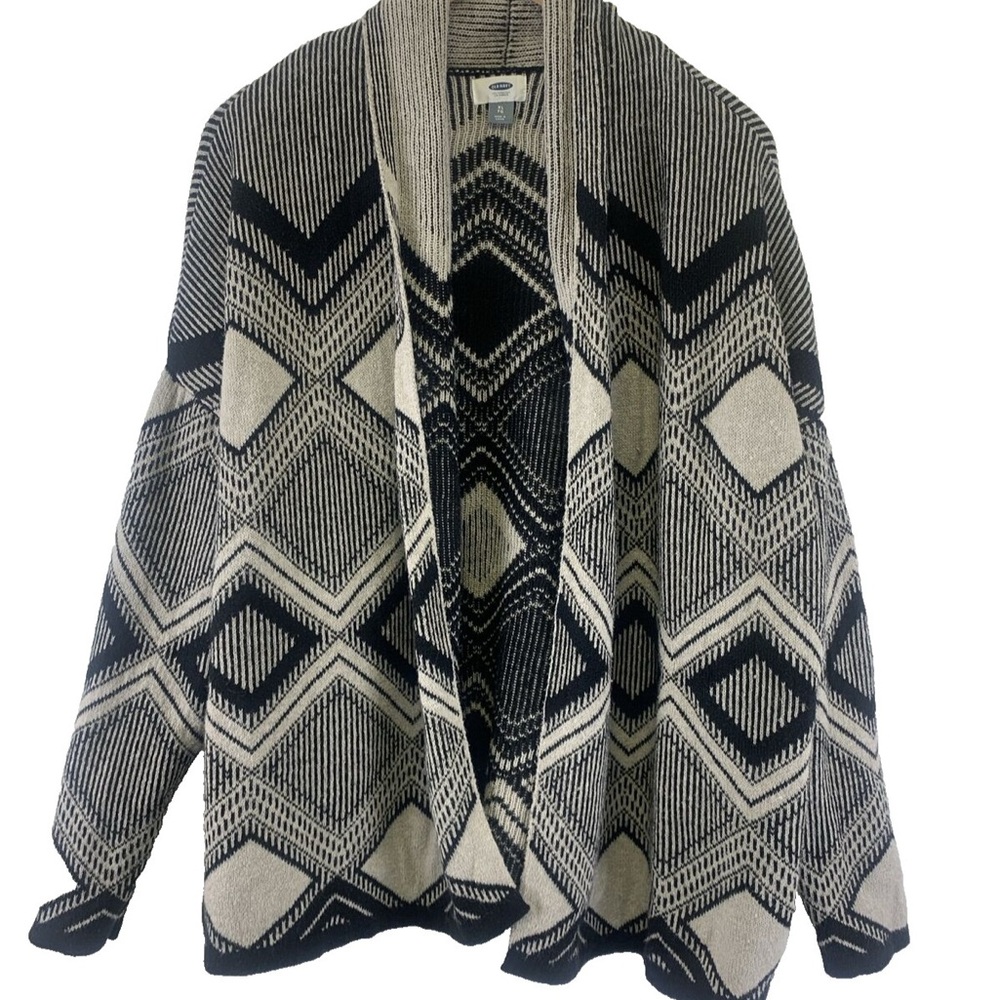 Old Navy Geometric Black and Cream Cardigan Sweater